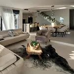 度假居 Beautiful In 特罗吉尔